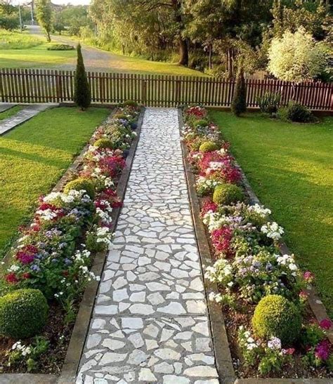 Simple Garden Paths