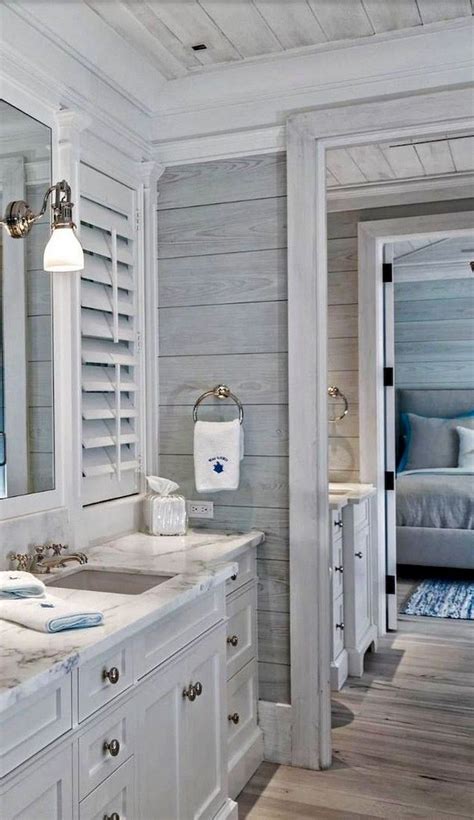 Small Beach Cottage Bathrooms