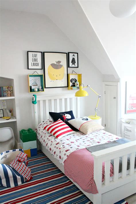 Small Boys Bedroom