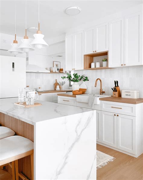 Small Kitchen Ideas with White Cabinets