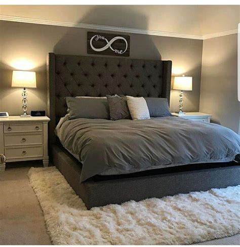Small Modern Master Bedroom Ideas