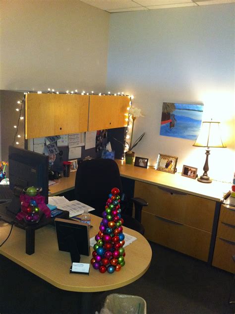 Small Office Decorating Ideas Christmas