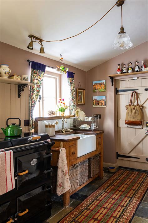 Small Old Kitchen