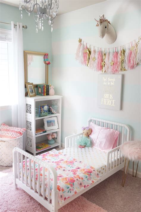 Toddler Girl Bedroom Decorating Ideas