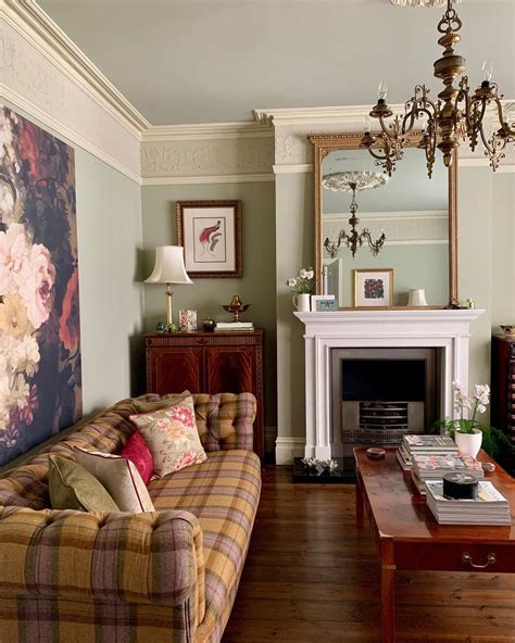 Traditional Country Living Rooms