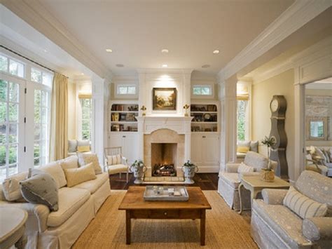 Traditional White Living Rooms