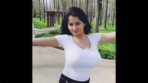 Bouncing Tits Fuck While In Bra