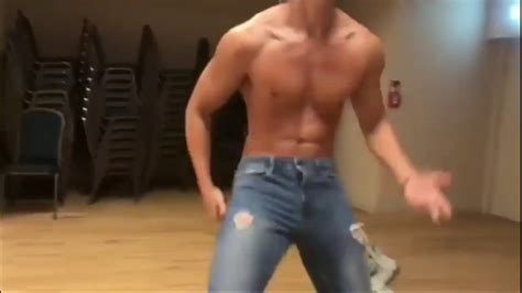 Hot Naked Guy Dance