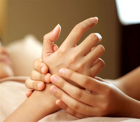 Lesbian Finger Massage