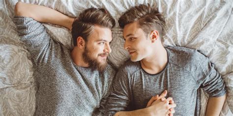 Naked Gay Men In Bed
