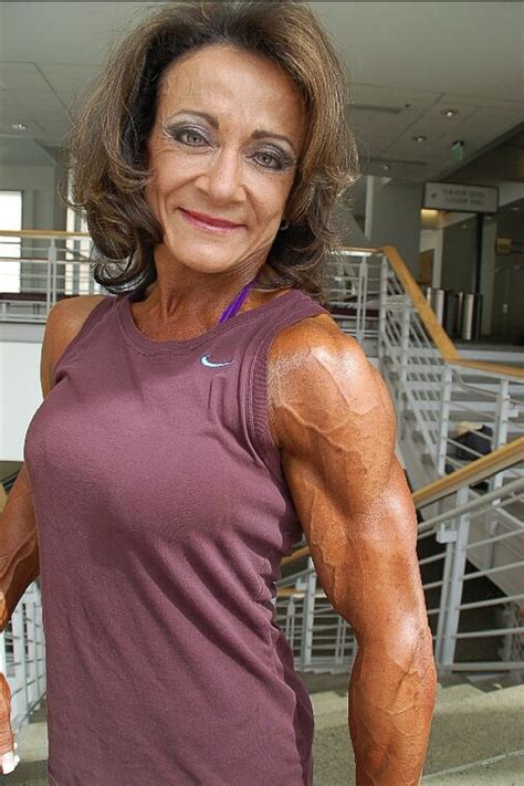 Nude Female Muscle Cougar