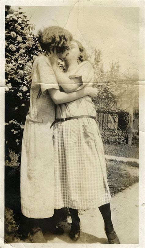 Nude Vintage Lesbian Photography