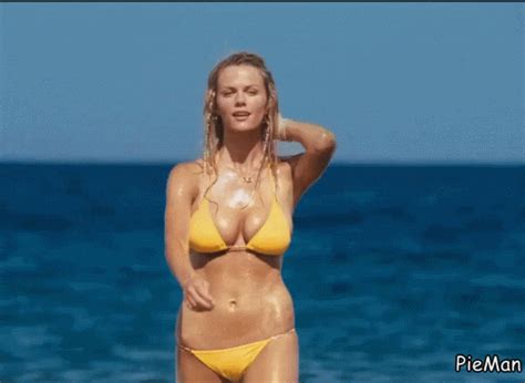 Nude Woman Beach Sex GIF