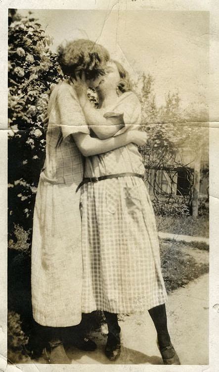 Vintage Nude Couples In Love